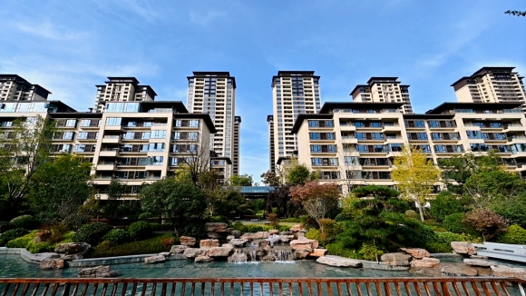 1700719453955573.jpg 這樣的交房品質難怪其他項目業主羨慕1.jpg